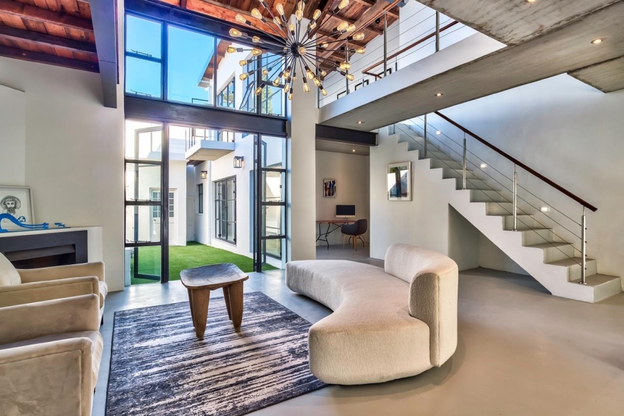 4 Bedroom Property for Sale in Gardens Western Cape